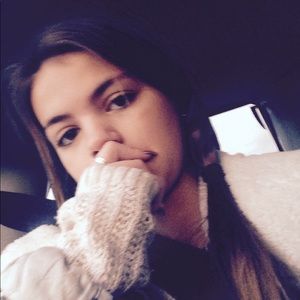 Meet your Posher, Claira